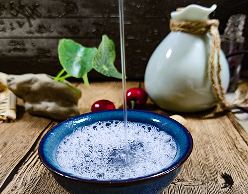 古人上戰(zhàn)場(chǎng)前還要溫酒喝，為何現(xiàn)代人卻很少溫酒喝？